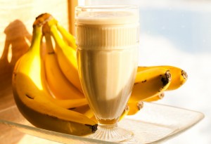 A delicious smoothie using bananas